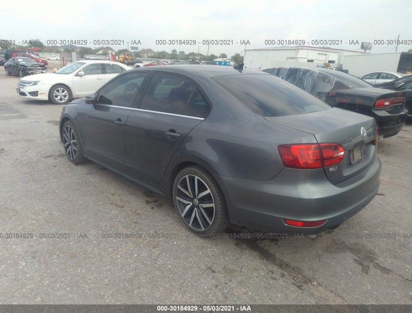 3VW467AJ7DM411556