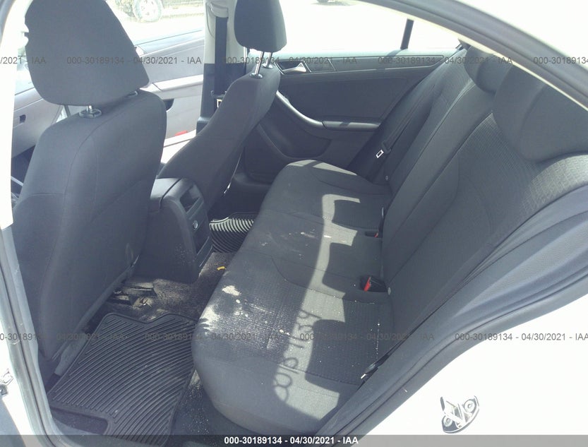 3VW2K7AJ2FM268747