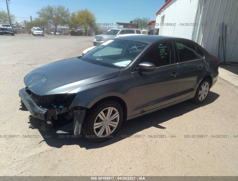 3VW2B7AJ2HM328951