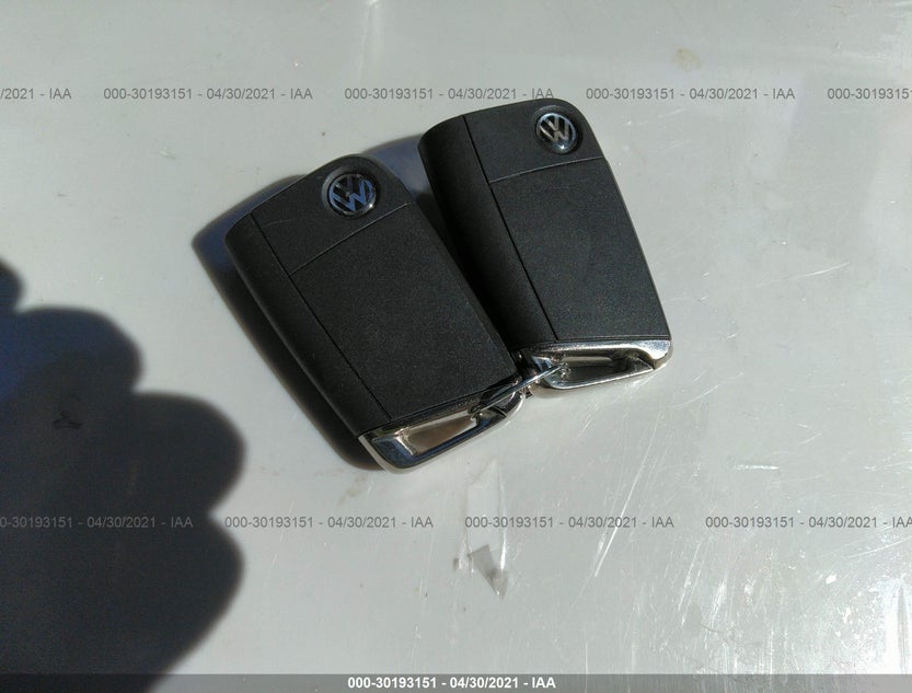 3VW217AU8HM023354