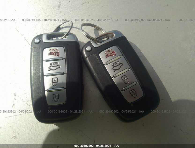 5NPEC4AC3DH560133