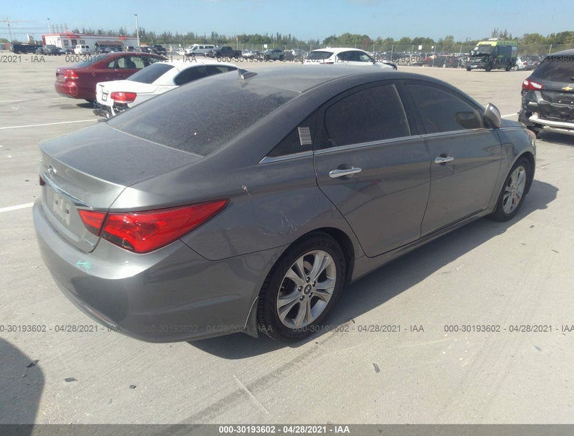 5NPEC4AC3DH560133