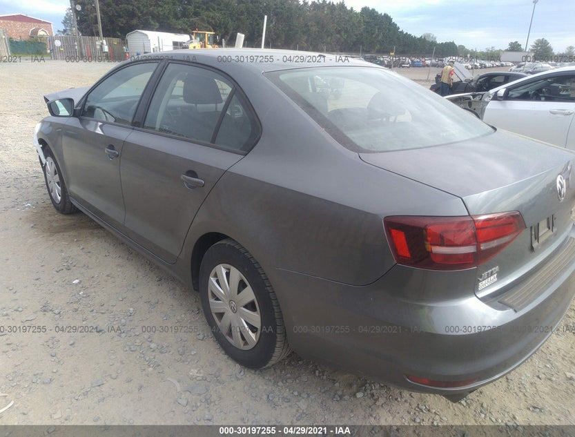 3VW267AJ0GM380842