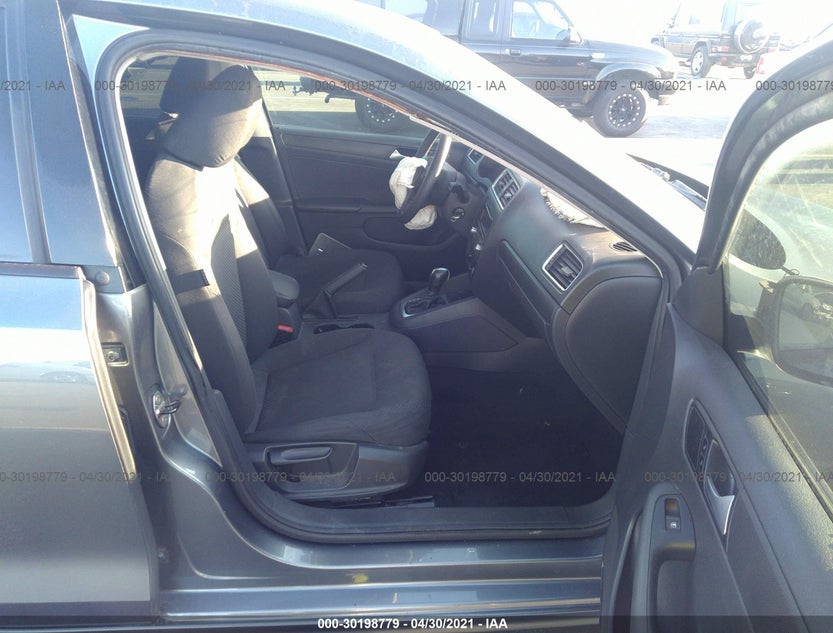 3VW2K7AJ0EM248205