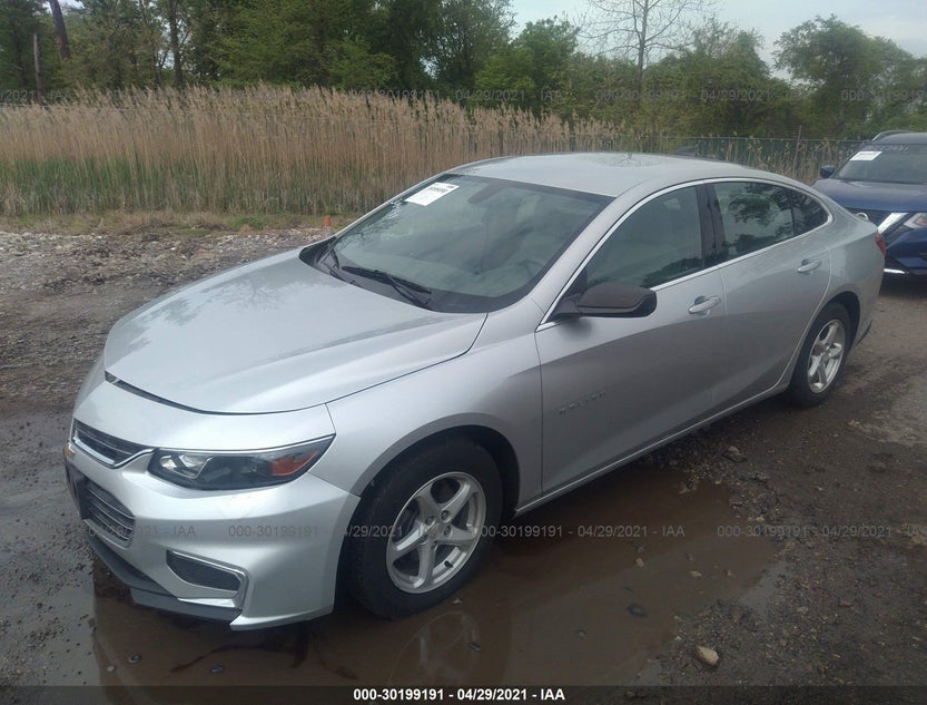 1G1ZB5ST2HF193601