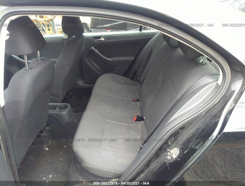 3VW2K7AJ4CM385208
