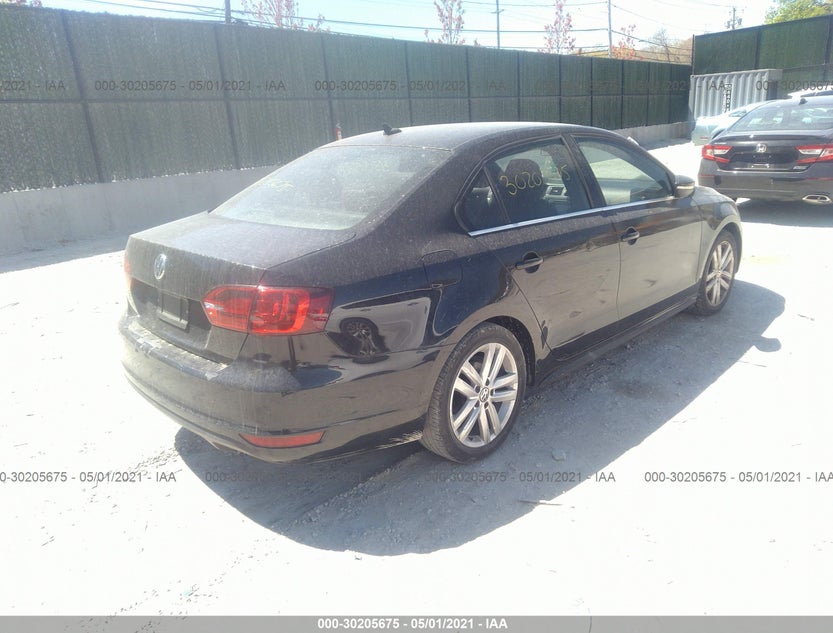 3VW4A7AJ0CM102198