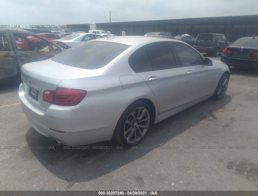 WBAFR7C58CC812565