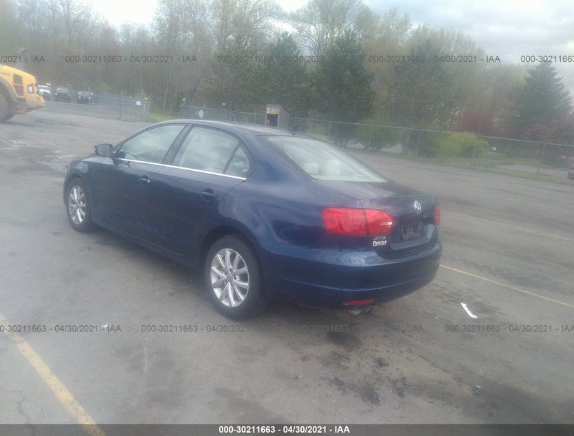 3VWD17AJ6EM300075