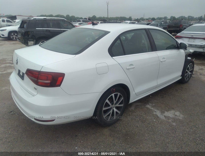 3VWDB7AJ8HM407534