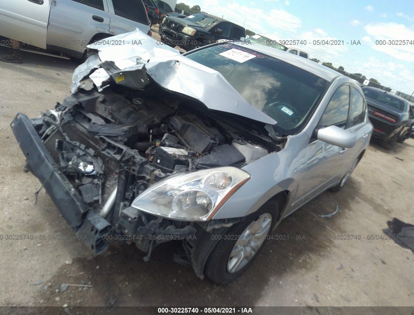 1N4AL2AP9CN433705