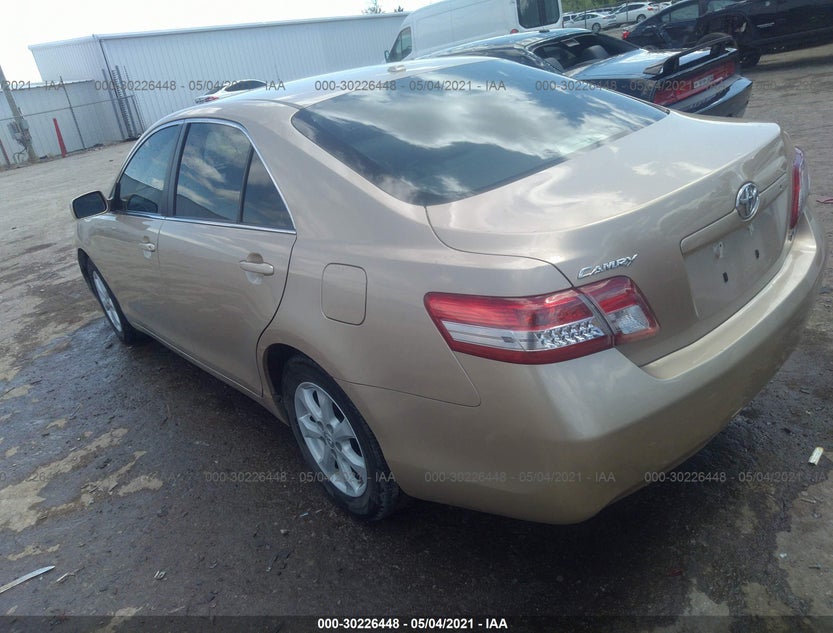 4T1BF3EK2AU095055