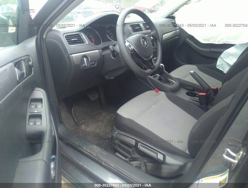 3VW2B7AJ9HM298928