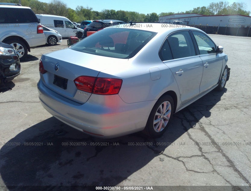 3VWDX7AJ3DM400132