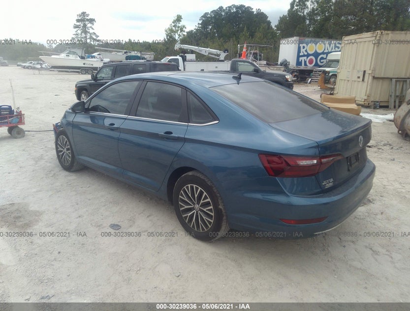 3VWCB7BU1LM028839