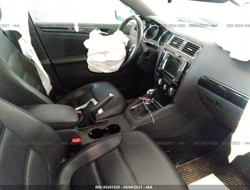 3VWD17AJ6JM245430
