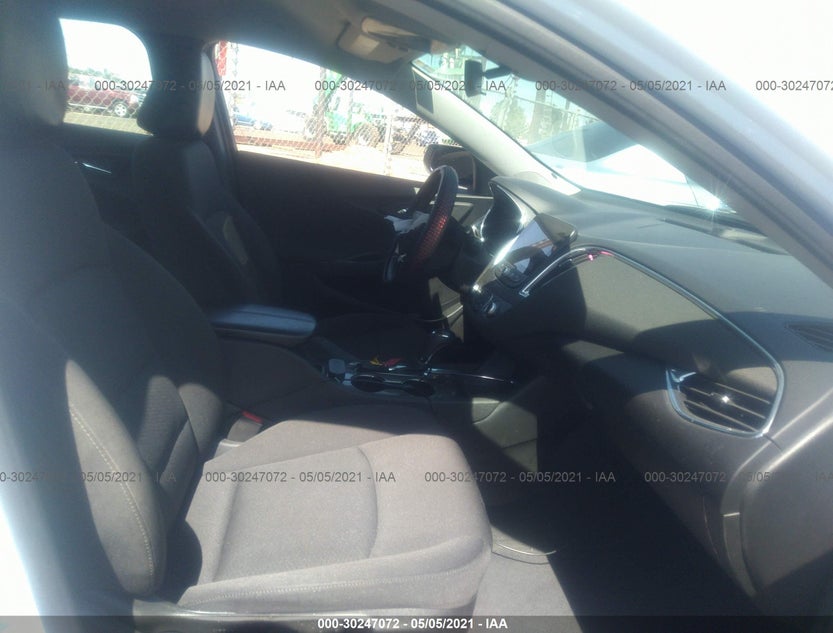 1G1ZD5ST2KF152547