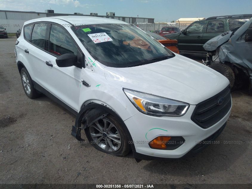 2017 Ford Escape S VIN: 1FMCU0F78HUE16657 Lot: 30251358