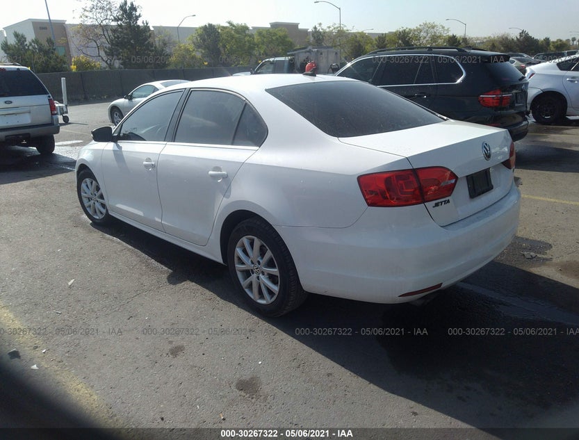 3VWD17AJ5EM361370