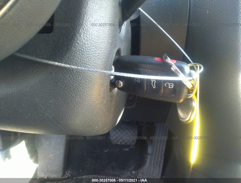 3VW2B7AJ0HM217654