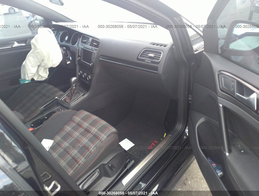 3VW4T7AU9HM071545