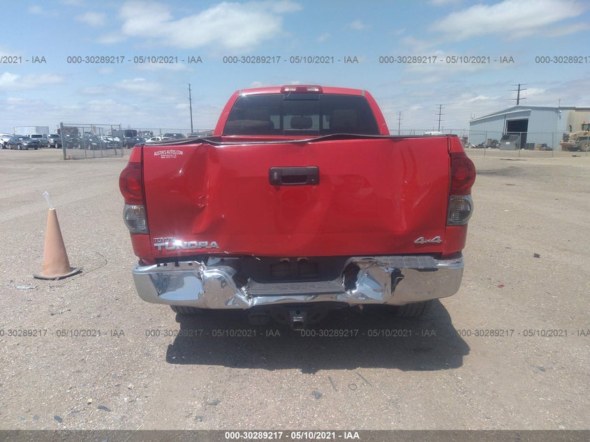 2007 Toyota Tundra Limited 5.7L V8 VIN: 5TFBV581X7X015885 Lot: 30289217