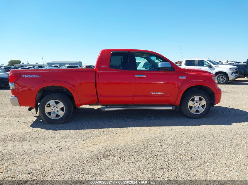 2007 Toyota Tundra Limited 5.7L V8 VIN: 5TFBV581X7X015885 Lot: 30289217