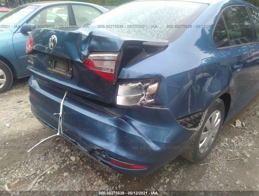 3VW2K7AJ4FM418972