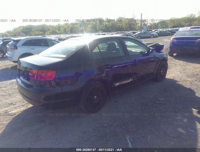 3VW2K7AJ3DM284825