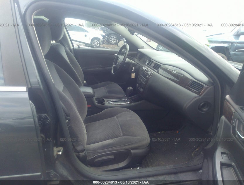 2G1WB5E32C1199381