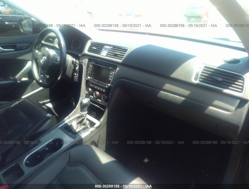 1VWBT7A33EC118127
