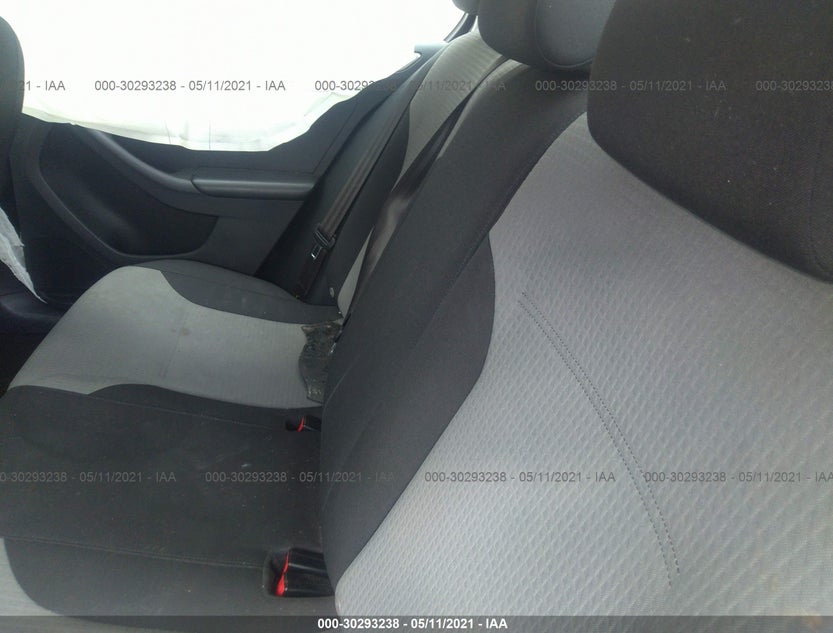 3VW2B7AJ4JM260271
