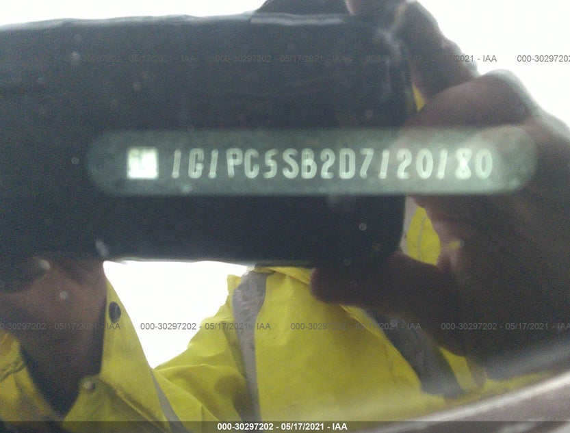 1G1PC5SB2D7120180