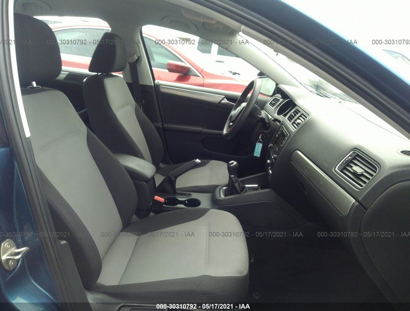 3VW167AJ4HM370120