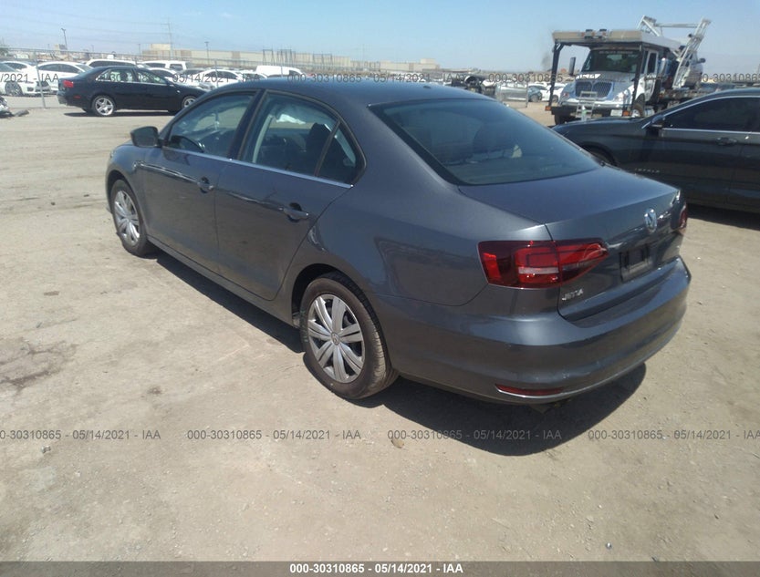 3VW2B7AJ2HM243074