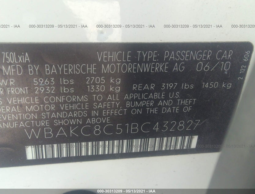 WBAKC8C51BC432827
