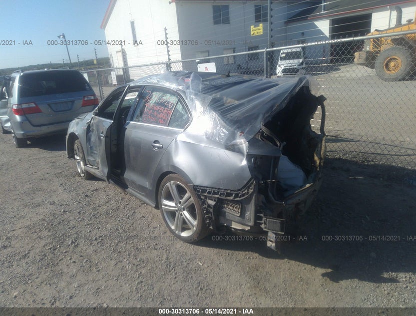 3VW4T7AJ4HM228470