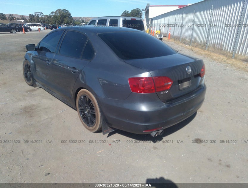 3VWDP7AJ4CM333555