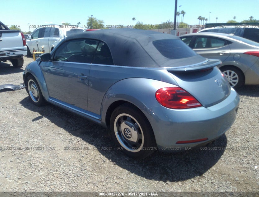 3VW517AT1GM810696