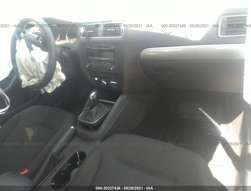 3VWD17AJ6FM228652