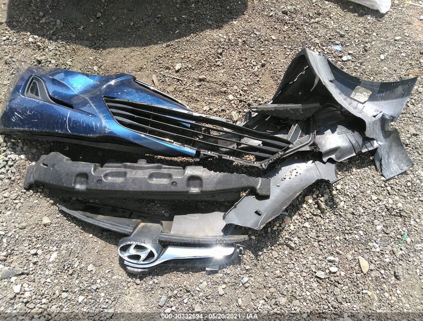 5NPDH4AE8GH731512