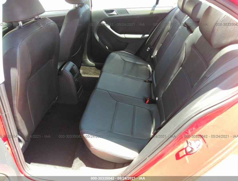 3VWLL7AJ1DM200549