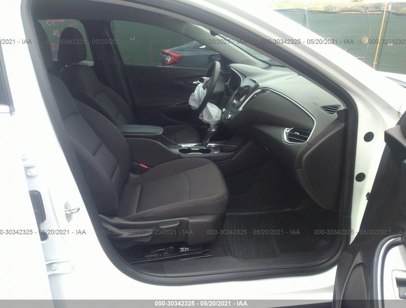 1G1ZD5ST8JF149649