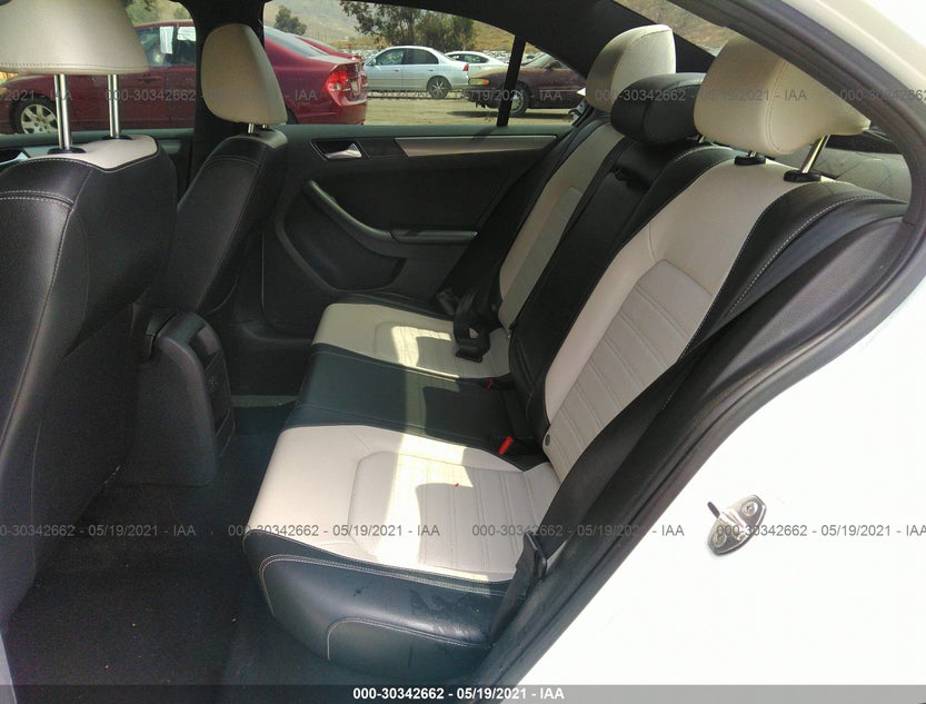 3VWD17AJ2GM403951