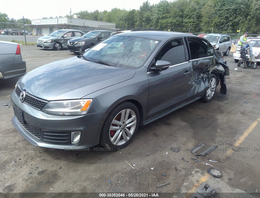 3VW4A7AJXCM100412