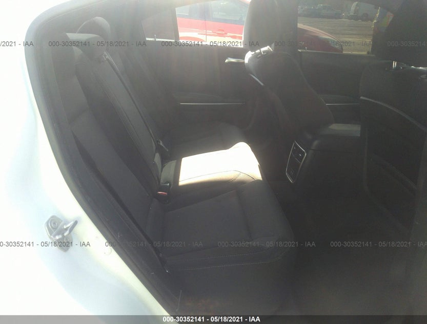 2C3CDXHG3HH551739