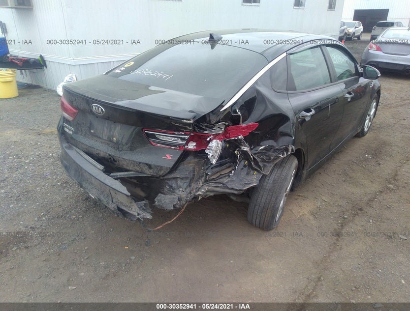 5XXGT4L38JG200689