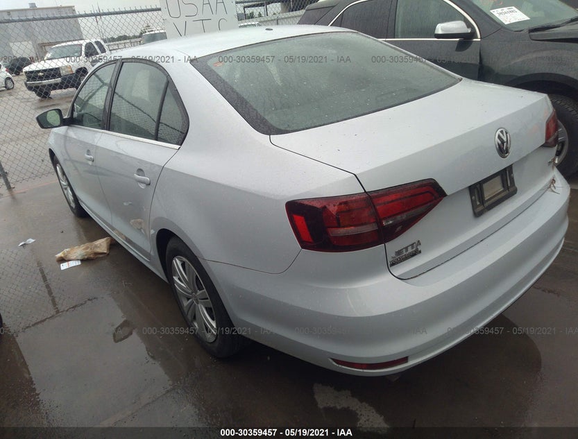 3VW2B7AJ4HM406095