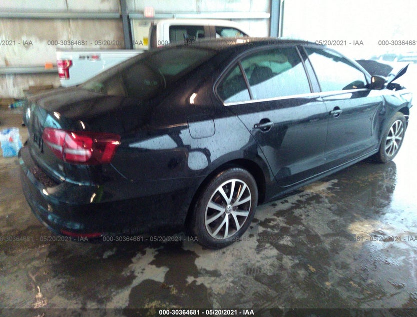 3VWB67AJ8HM288072