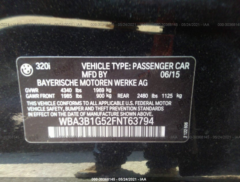WBA3B1G52FNT63794